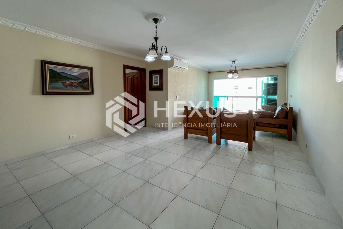 Foto 2 de Apartamento com varanda e lazer nas Pitangueiras, Guarujá