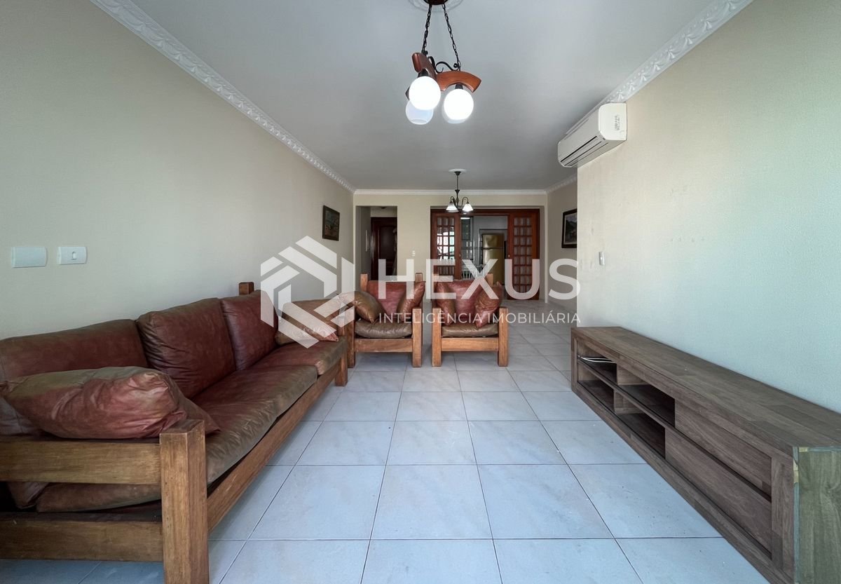 Foto 4 de Apartamento com varanda e lazer nas Pitangueiras, Guarujá