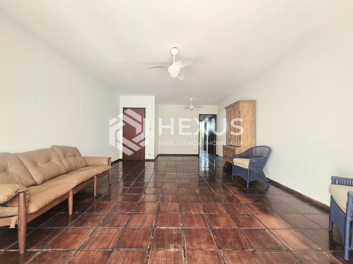 Foto 4 de Apartamento com varanda e lazer nas Pitangueiras, Guarujá