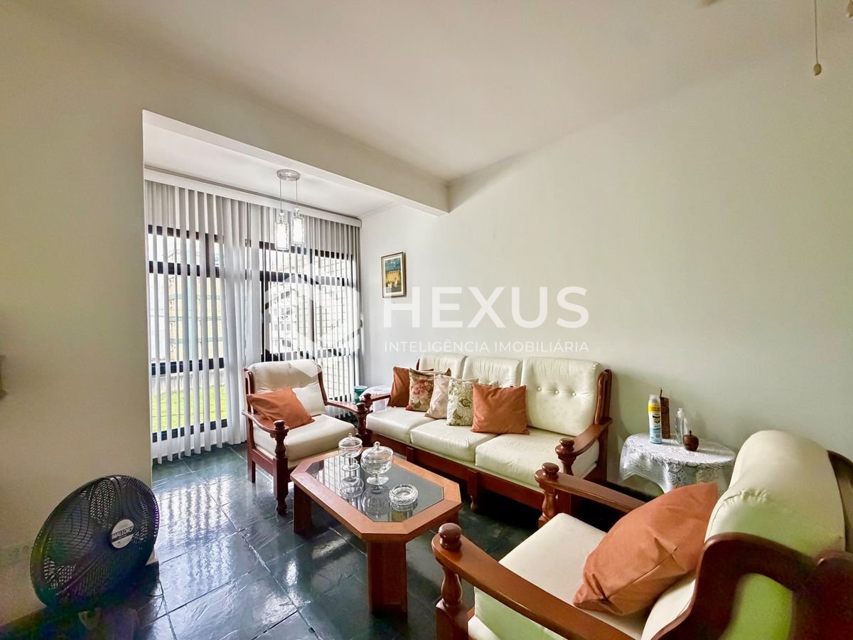 Foto 4 de Apartamento com varanda e lazer a 500m da praia no Tombo, Guarujá
