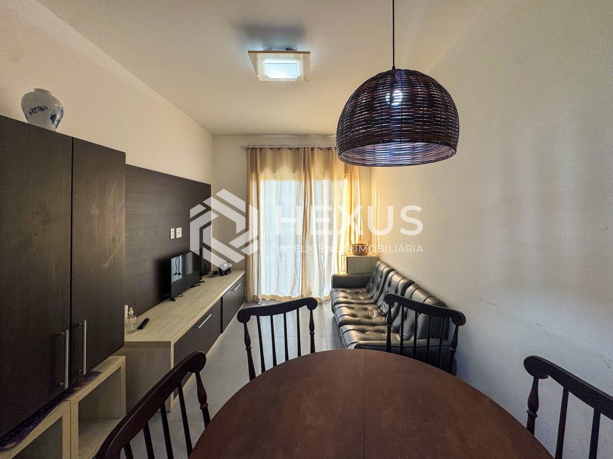Foto 2 de Apartamento com varanda e lazer a 1 quadra da praia na Enseada, Guarujá