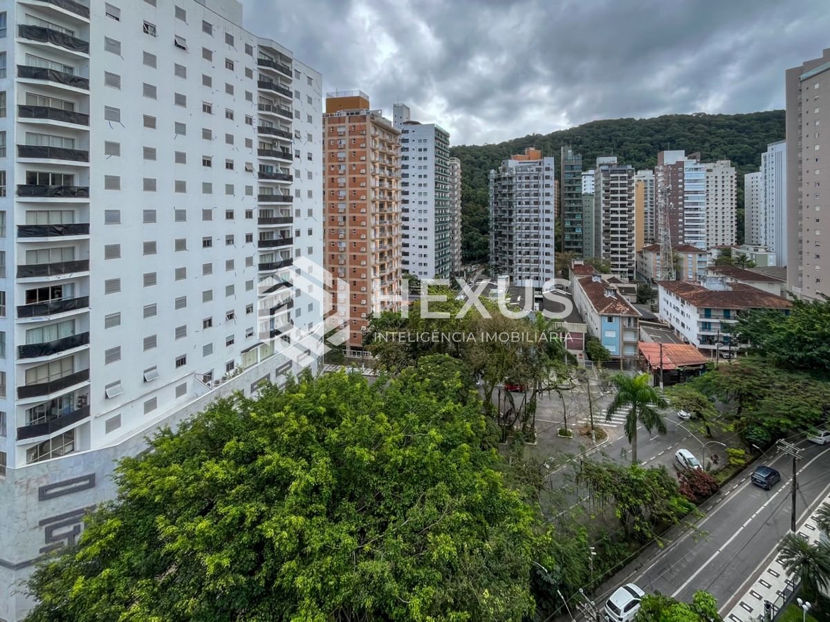 Foto 5 de Apto a uma quadra da Praia das Pitangueiras à venda, região da Barra Funda, Guarujá, SP