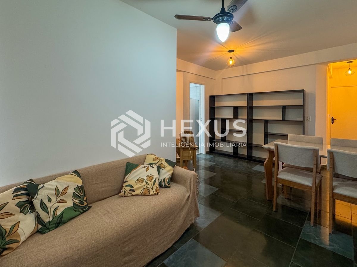 Foto 5 de Apartamento com varanda e lazer a 500m da praia no Tombo, Guarujá