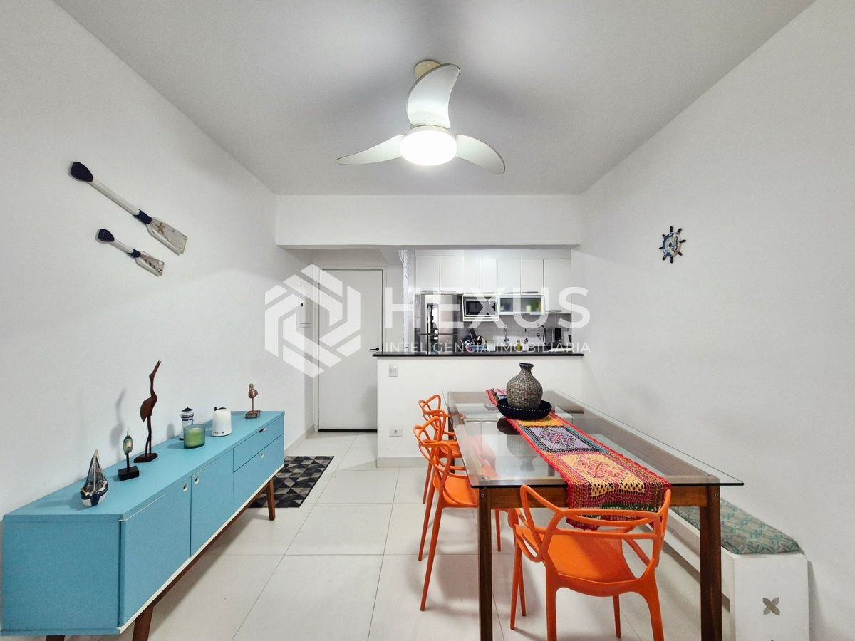 Foto 4 de Apartamento com varanda vista mar e lazer nas Pitangueiras, Guarujá