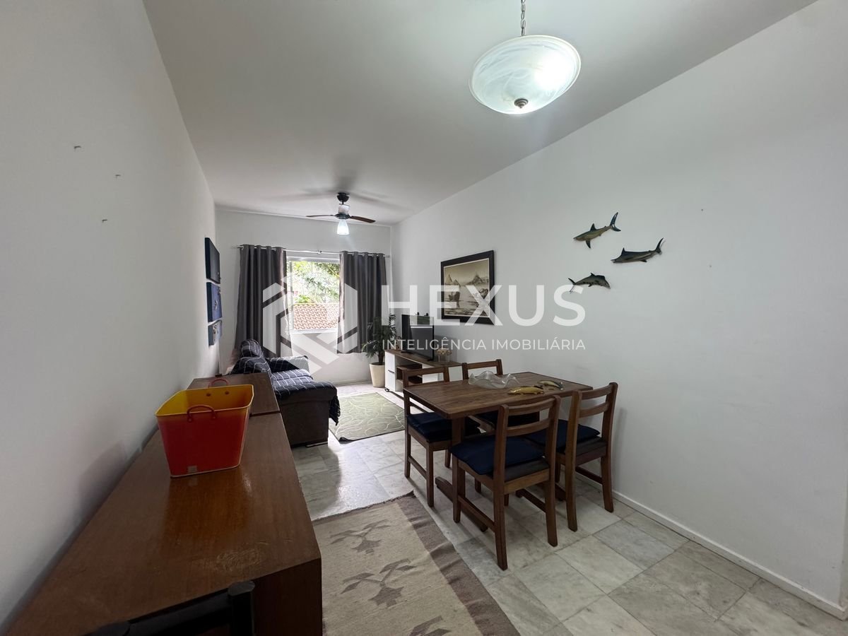 Foto 4 de Apartamento a 2 quadras da praia nas Pitangueiras, Guarujá