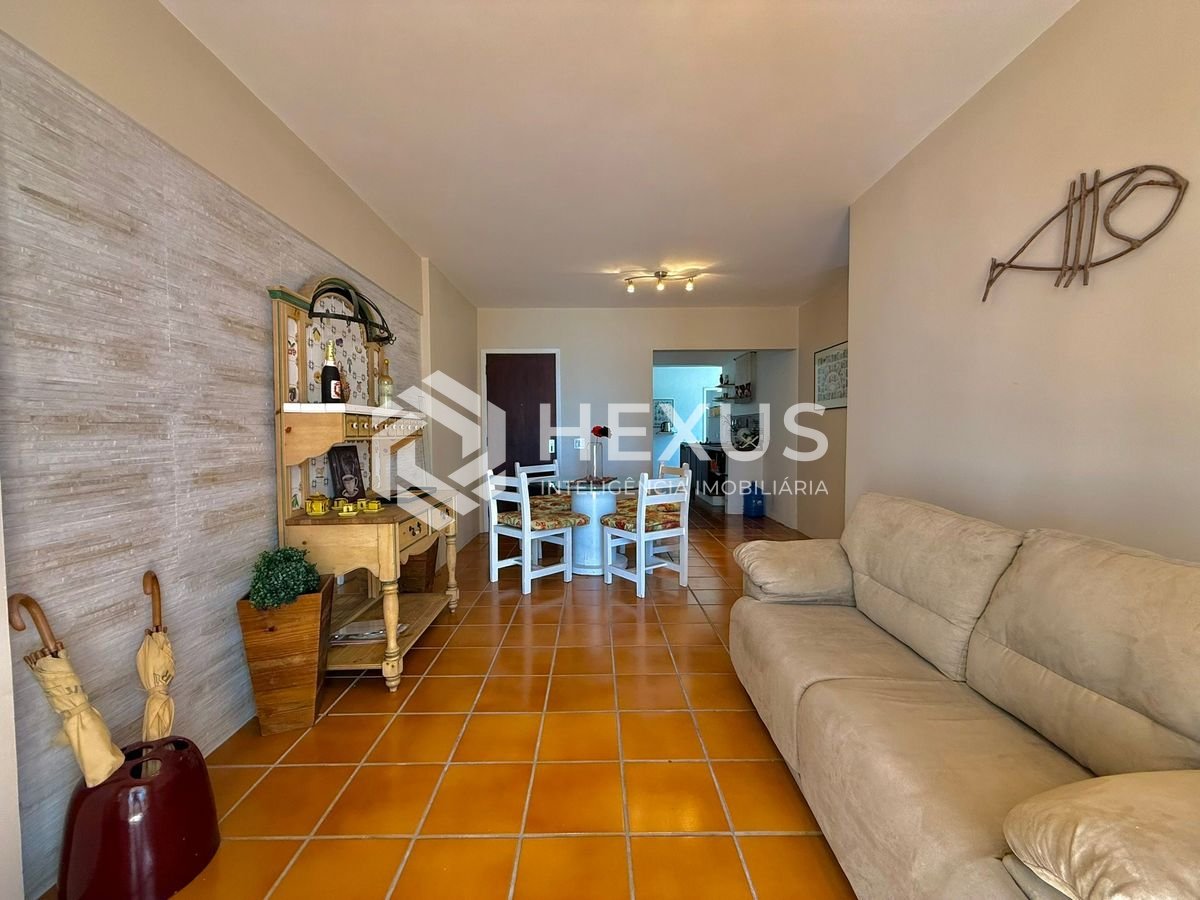 Foto 5 de Apartamento com varanda vista mar e lazer a 20m da praia no Jardim Astúrias, Guarujá
