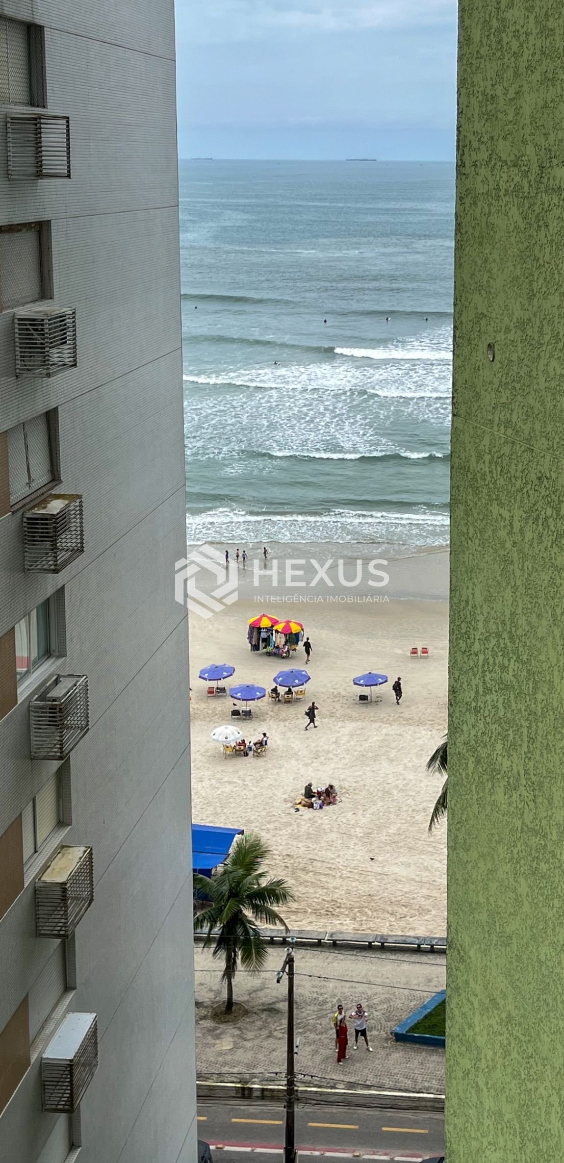 Foto 4 de Apartamento frente mar e lazer nas Pitangueiras, Guarujá