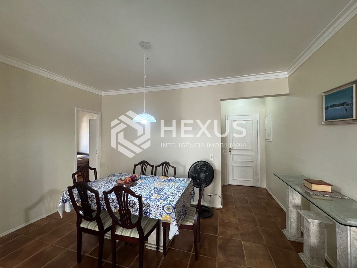 Foto 5 de Apartamento com varanda e lazer a 250m da praia nas Tortugas na Enseada, Guarujá