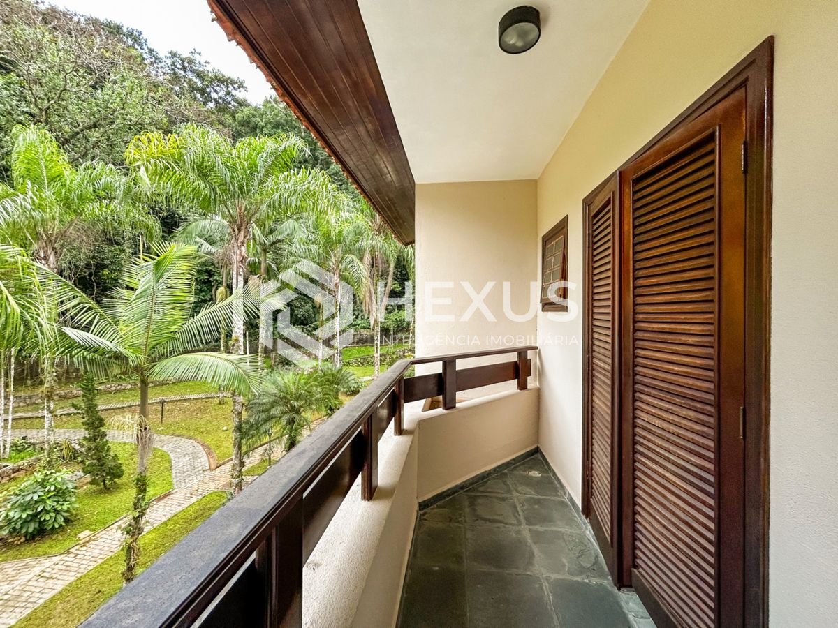 Casa na Enseada — foto 1
