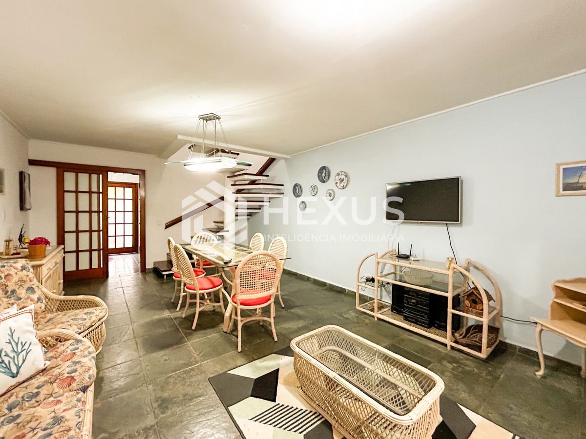 Foto 4 de Casa com varanda e lazer no Terras de São José na Enseada, Guarujá