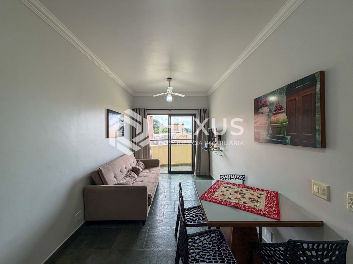 Foto 3 de Apartamento com varanda vista mar e lazer a 400m da praia na Enseada, Guarujá