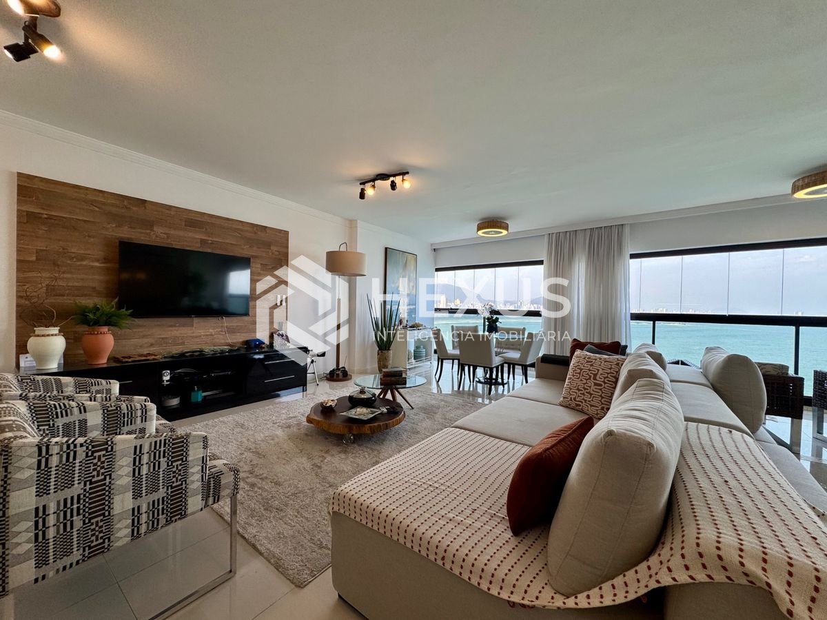 Foto 5 de Apartamento frente mar com varanda vista mar e lazer no Jardim Astúrias, Guarujá