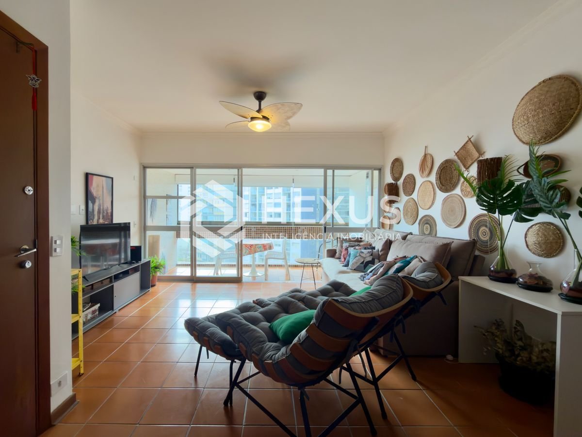 Foto 5 de Apartamento beira mar com varanda vista mar e lazer nas Pitangueiras, Guarujá