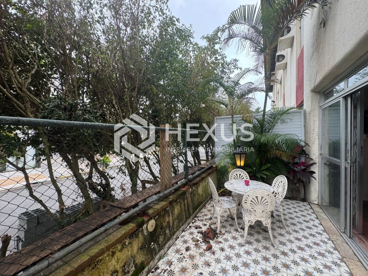 Foto 4 de Apartamento com lazer a 300m da praia na Enseada, Guarujá