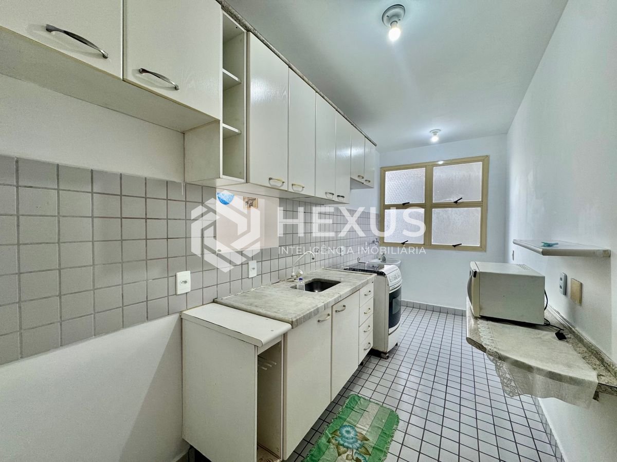 Foto 5 de Apartamento com varanda e lazer na Enseada, Guarujá