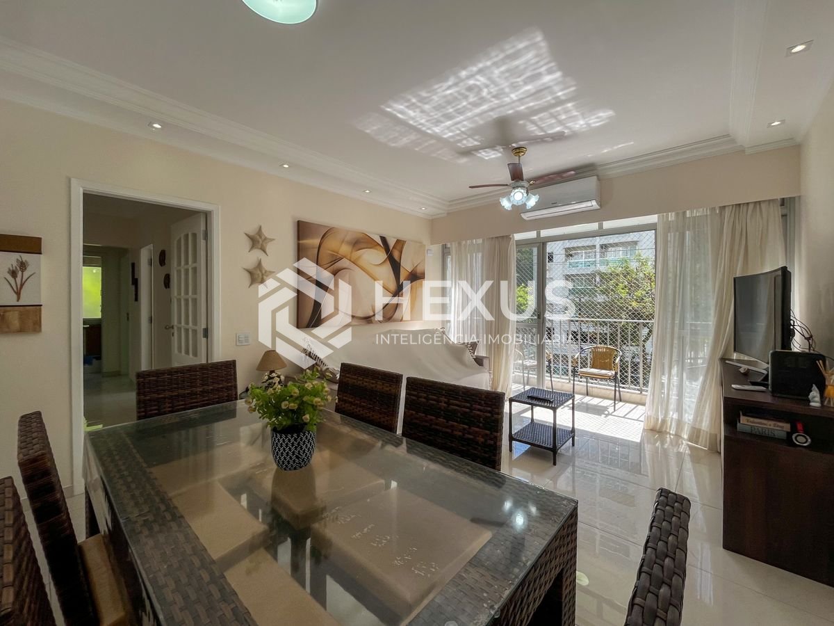 Foto 2 de Apartamento com varanda e lazer a 150m da praia na região da Barra Funda nas Pitangueiras, Guarujá