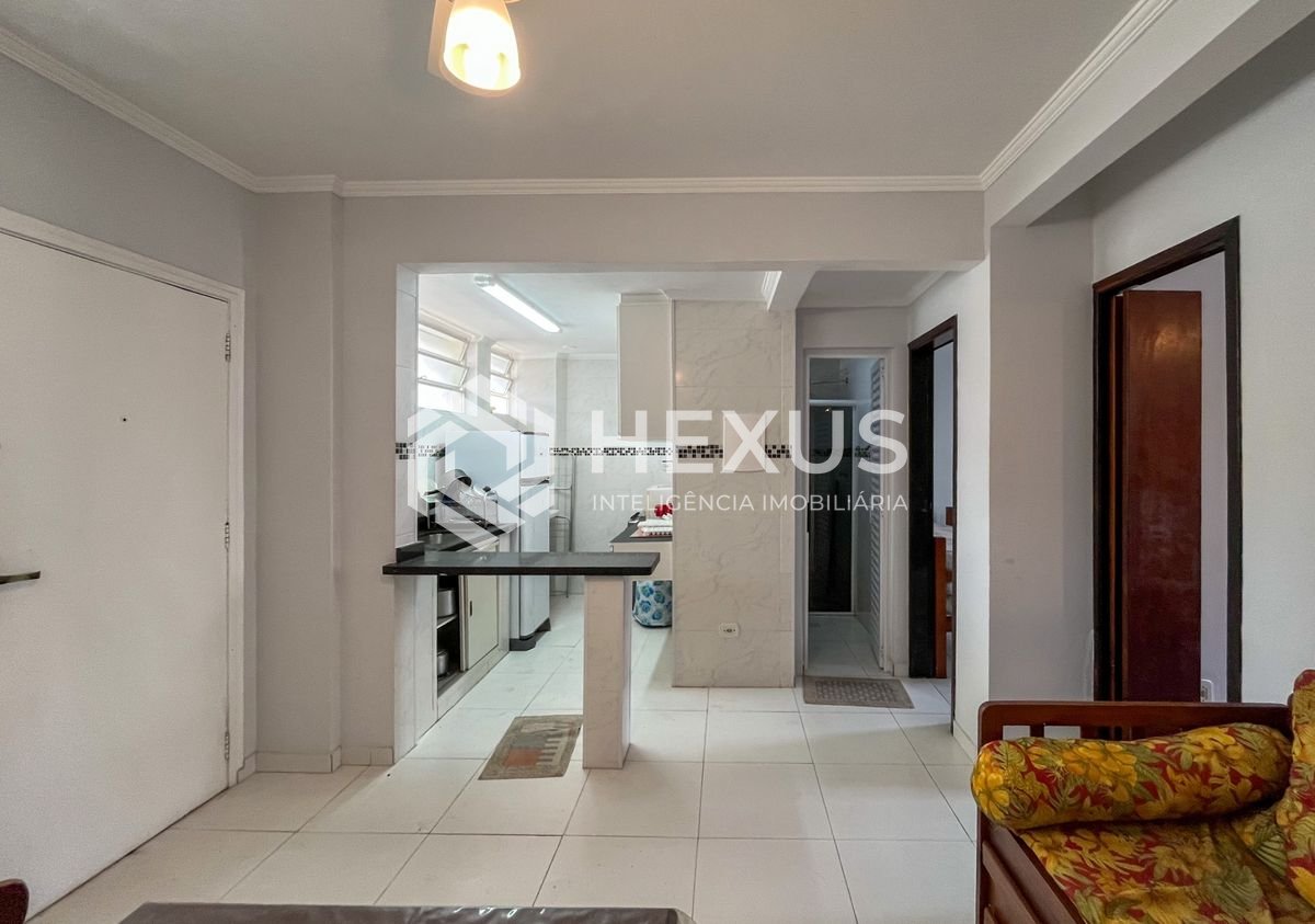 Foto 3 de Apartamento a 1 quadra da praia na região da Barra Funda nas Pitangueiras, Guarujá