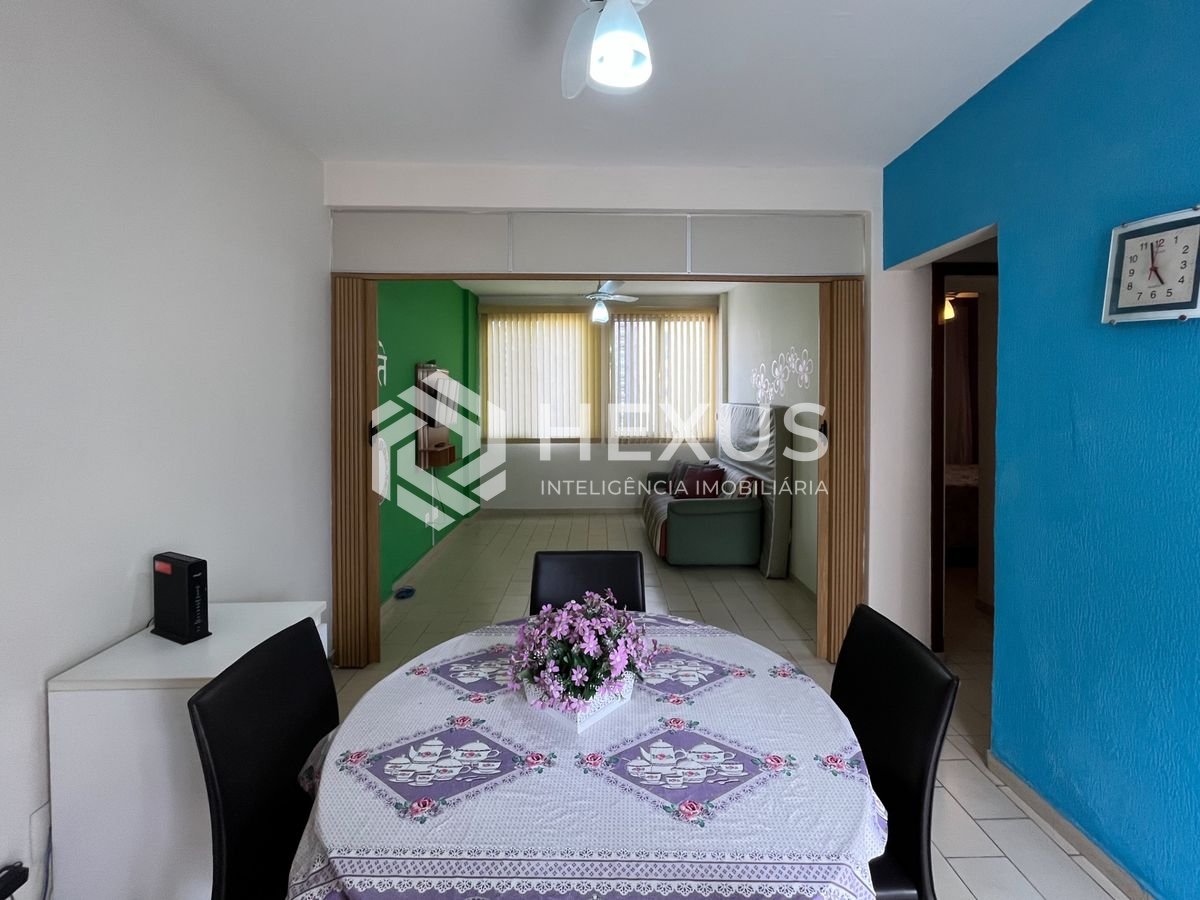 Foto 3 de Apartamento a 1 quadra da praia na região da Barra Funda nas Pitangueiras, Guarujá