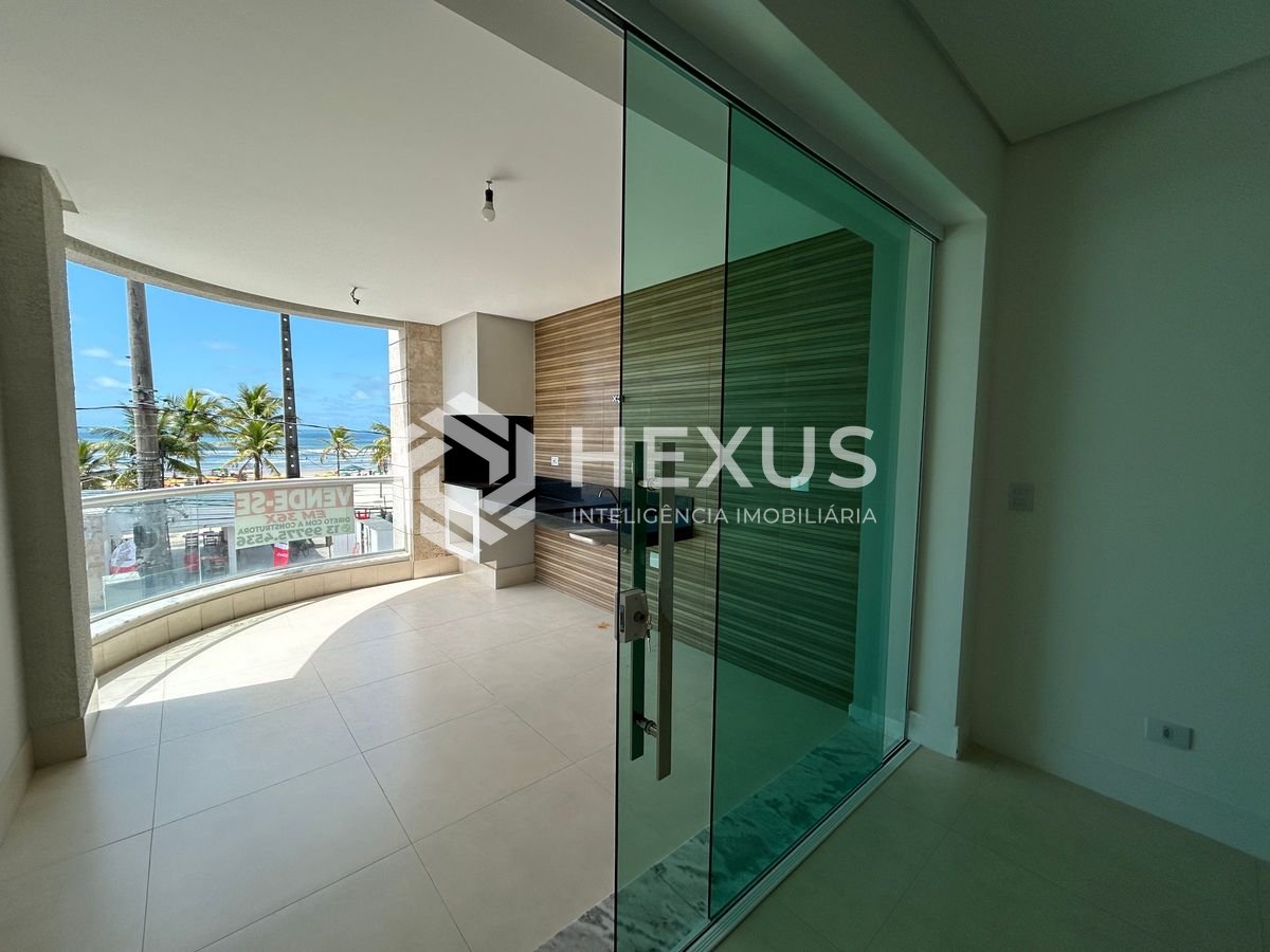 Foto 4 de Apartamento frente mar com varanda gourmet vista mar e lazer na região da Brunella na Enseada, Guarujá