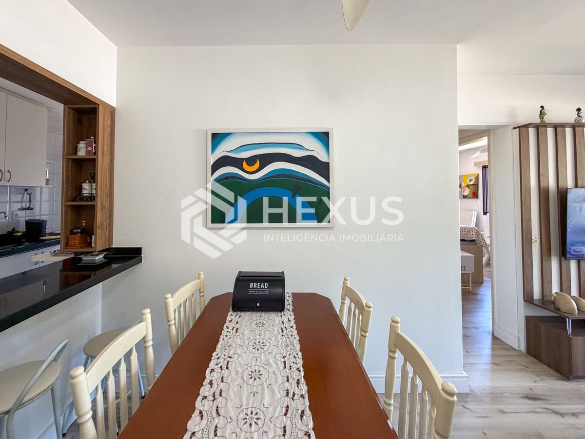 Foto 5 de Apartamento frente mar reformado com varanda vista mar e lazer na Enseada, Guarujá