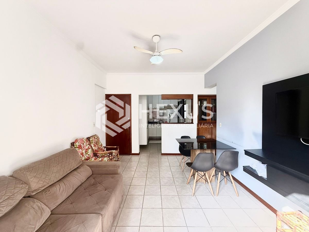 Foto 4 de Apartamento com varanda e lazer a 400m da praia na Enseada, Guarujá