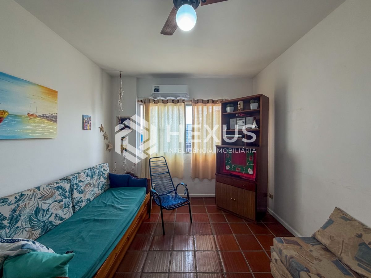 Foto 3 de Apartamento a 400m da praia na Enseada, Guarujá