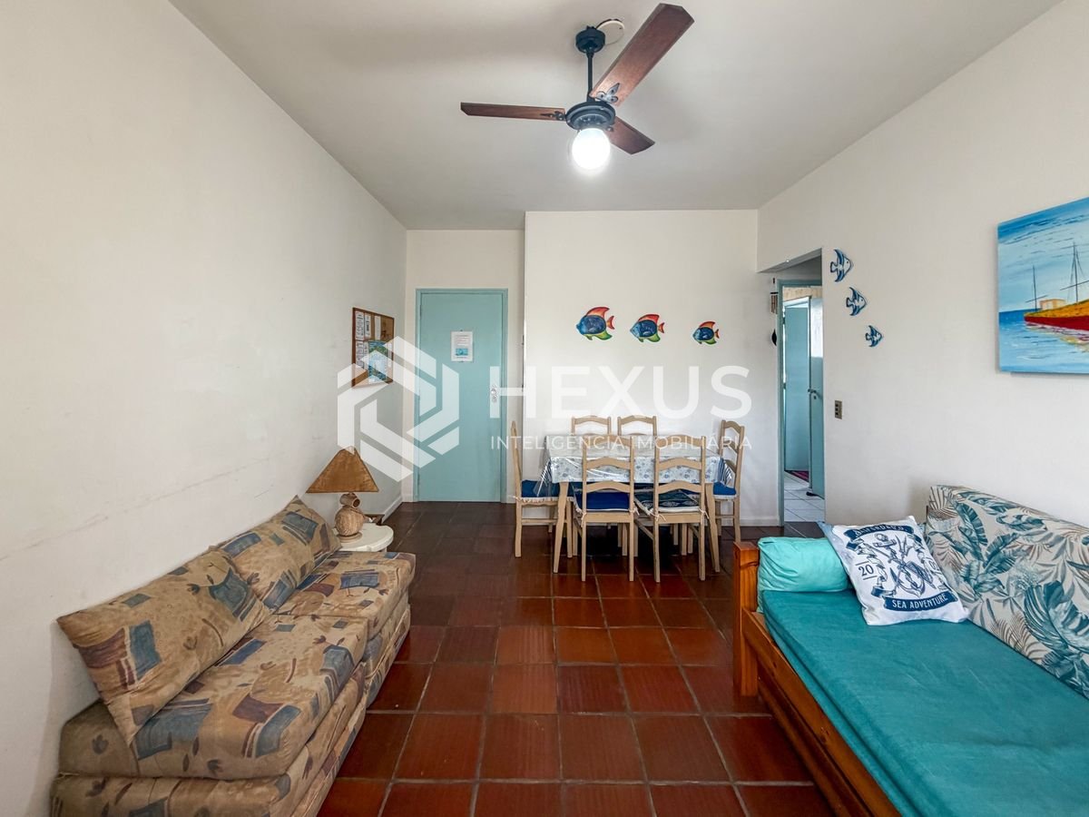 Foto 2 de Apartamento a 400m da praia na Enseada, Guarujá