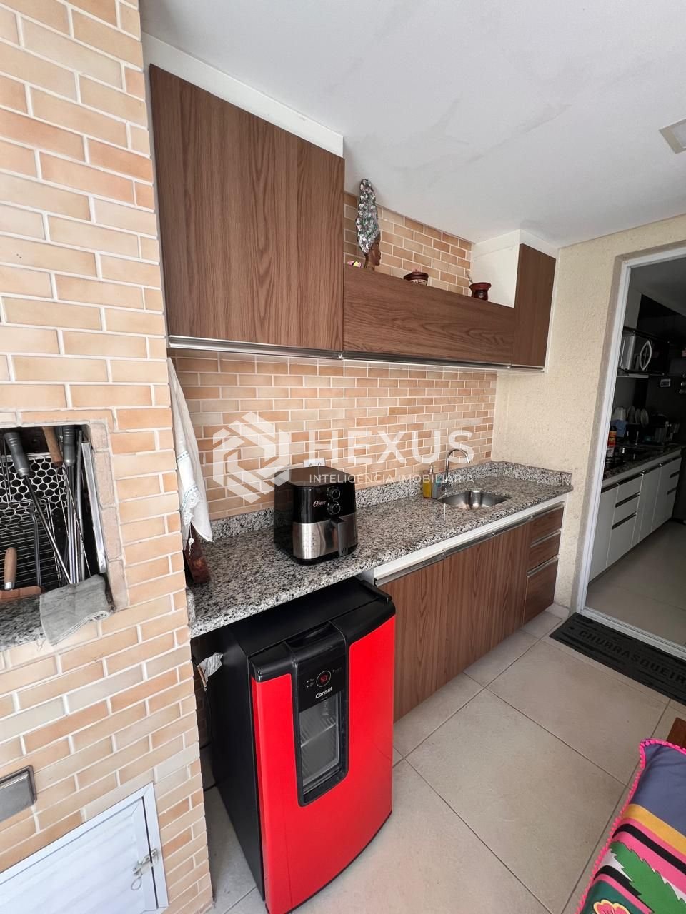 Foto 4 de Apartamento garden reformado com varanda gourmet e lazer na Enseada, Guarujá