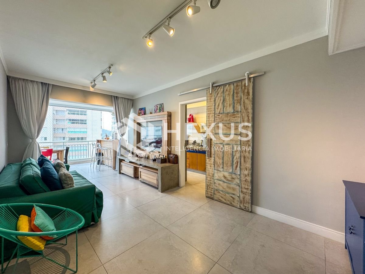 Foto 5 de Apartamento com varanda gourmet e lazer a 1 quadra da praia na região do Vila Luís Antônio no Jardim Astúrias, Guarujá