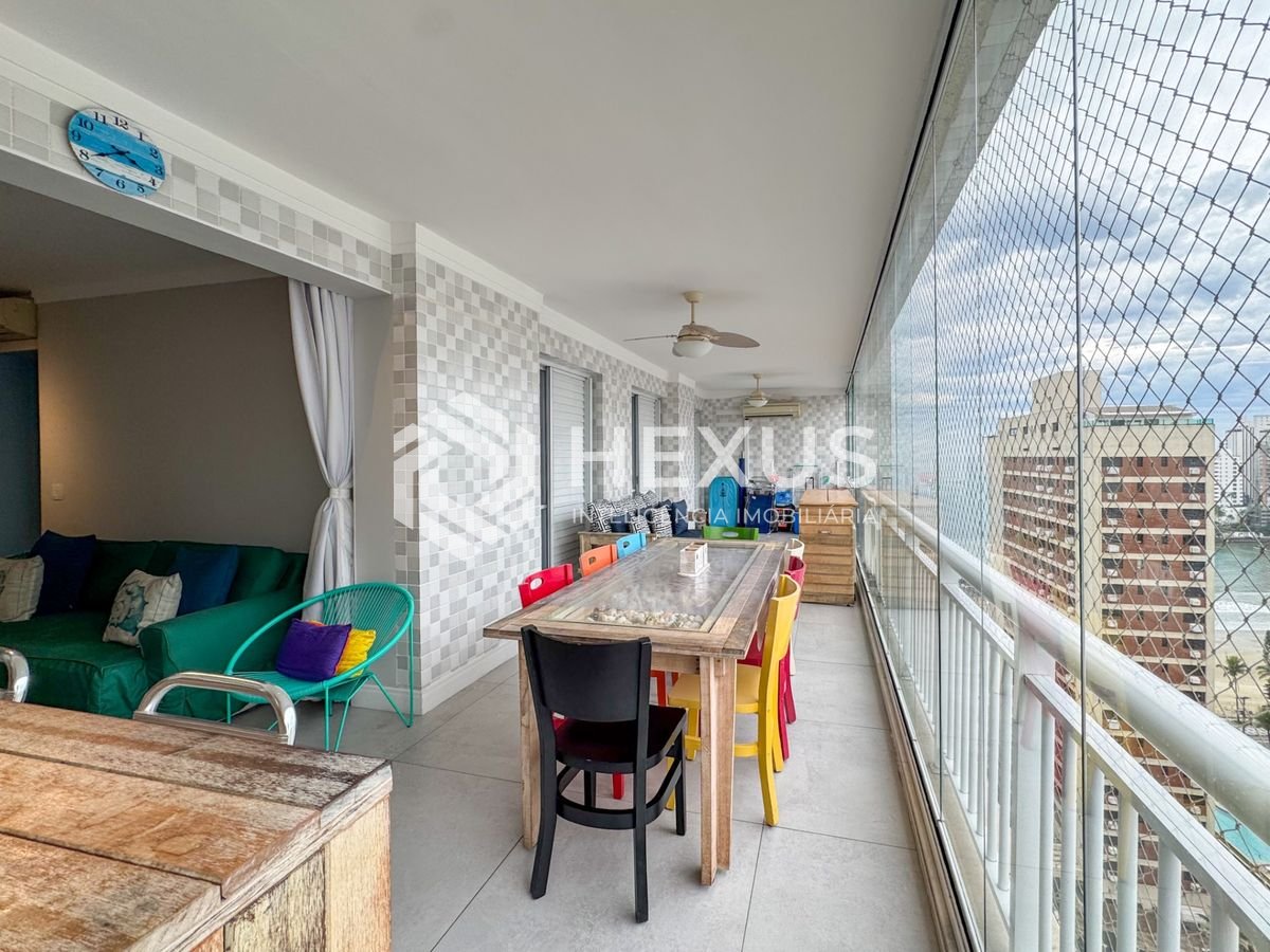 Foto 3 de Apartamento com varanda gourmet e lazer a 1 quadra da praia na região do Vila Luís Antônio no Jardim Astúrias, Guarujá