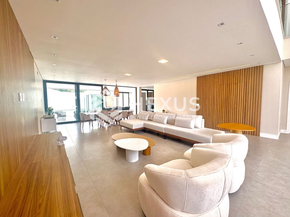 Foto 5 de Casa nova com piscina e área gourmet no Jardim Acapulco, Guarujá - SP