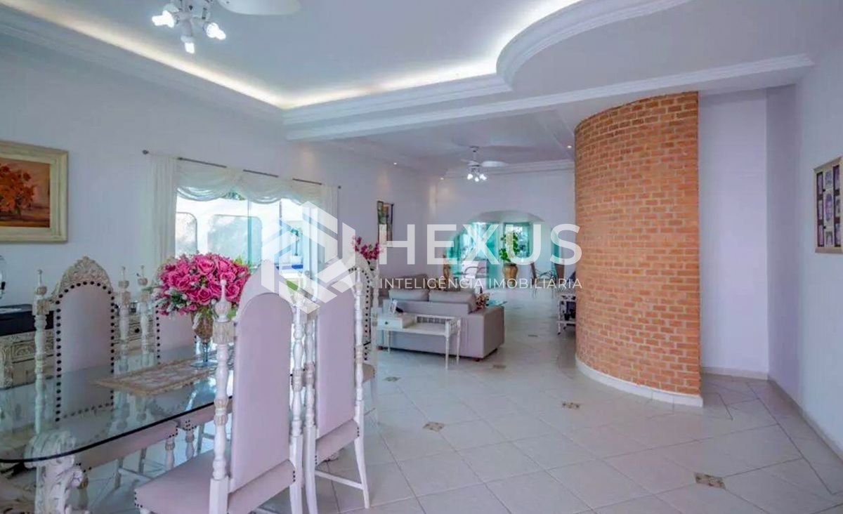 Foto 4 de Casa com lazer próxima ao Golf Clube e Praia de Pernambuco à venda, Guarujá, SP