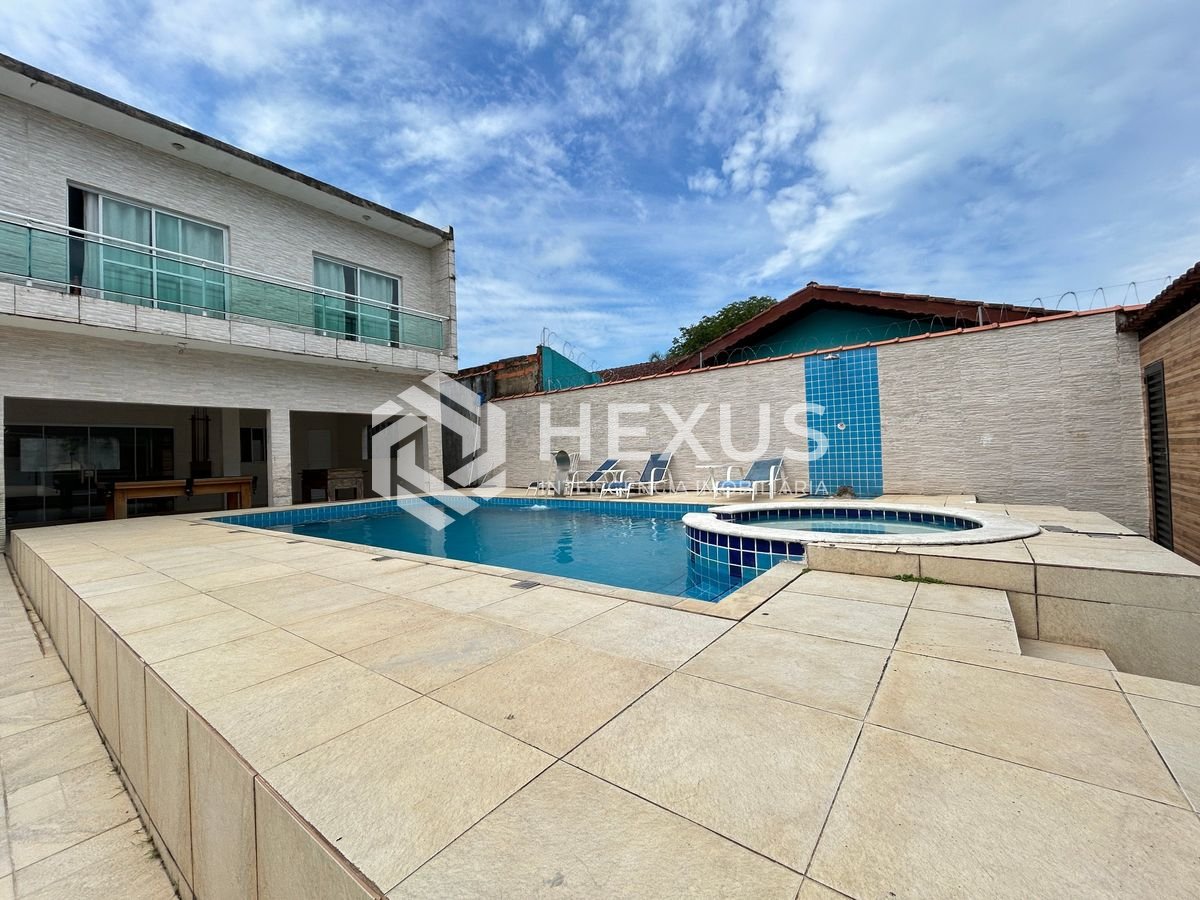 Foto 3 de Casa com piscina e área gourmet no Pernambuco, Guarujá
