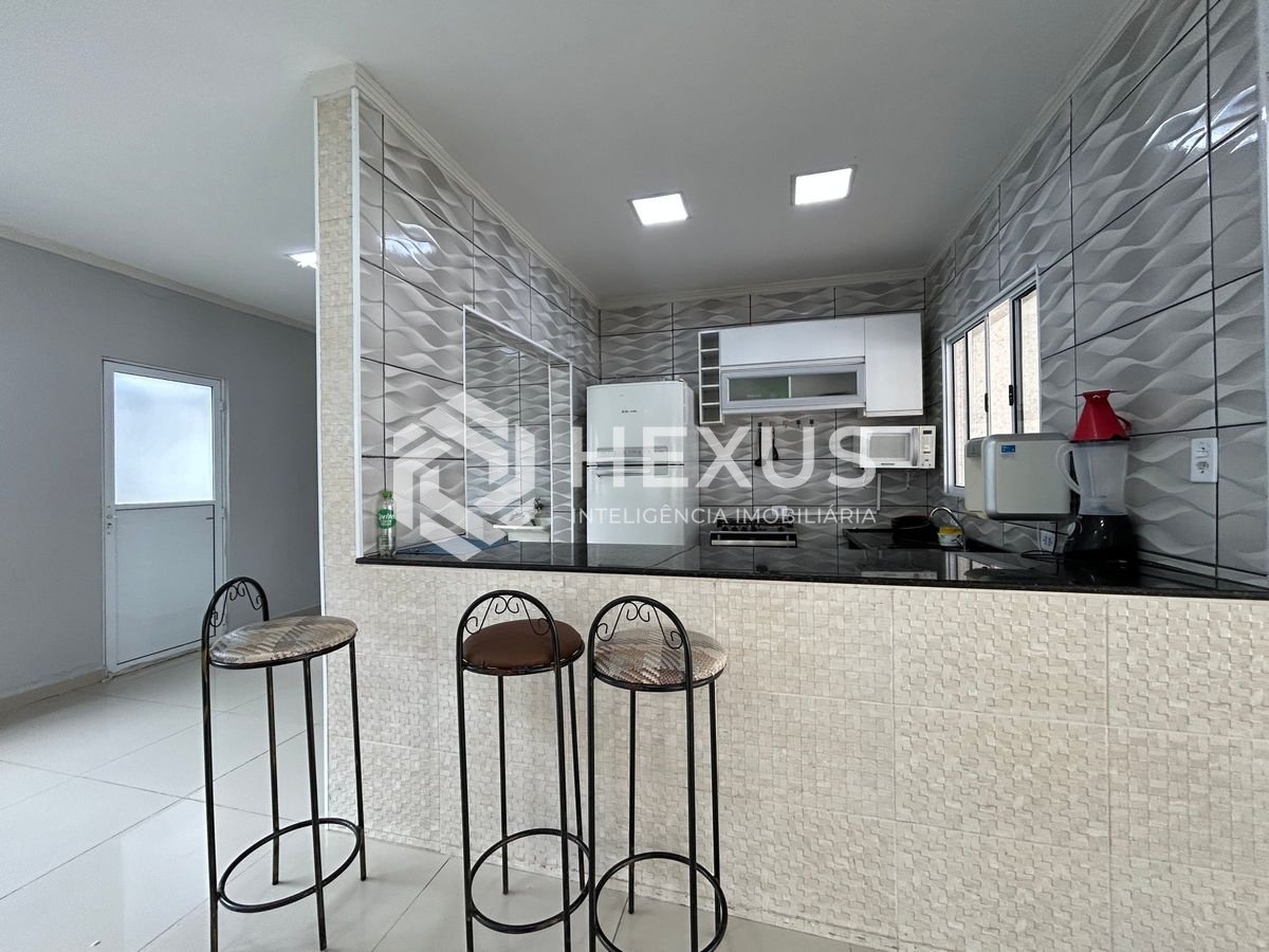 Foto 5 de Casa com piscina e área gourmet no Pernambuco, Guarujá