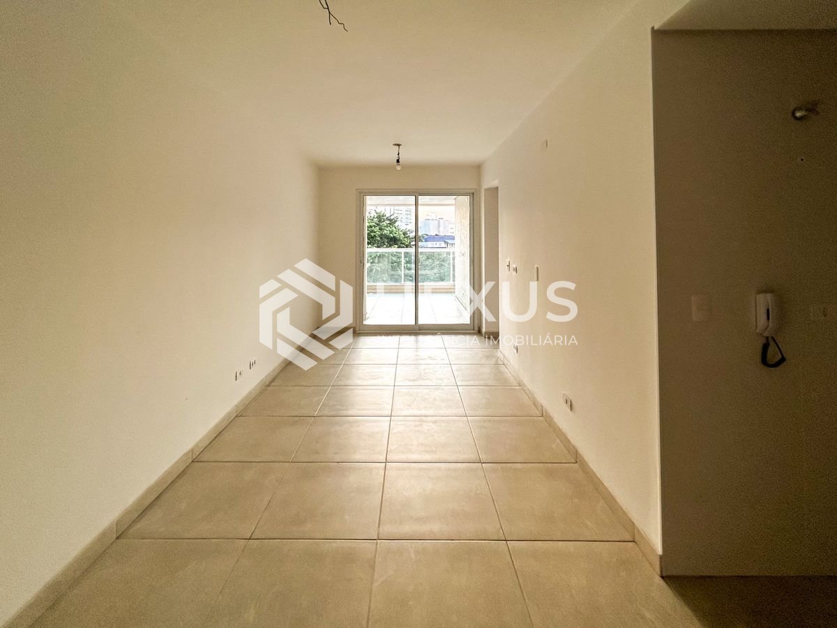 Apartamento na Enseada — foto 1