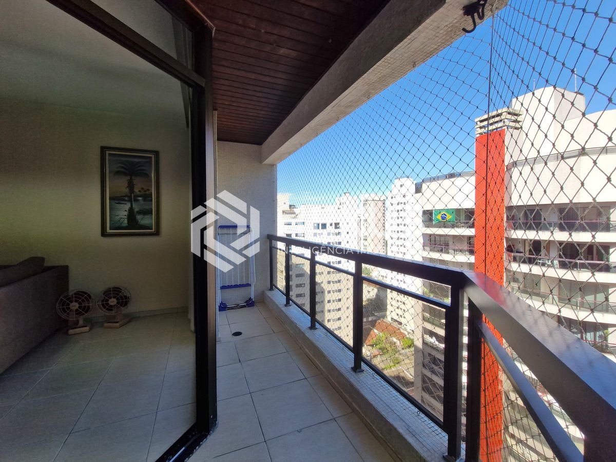 Apartamento em Pitangueiras — foto 1
