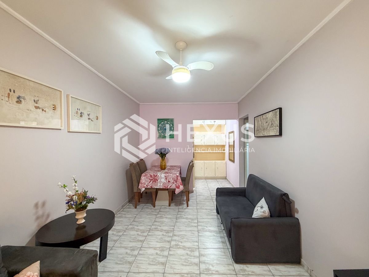 Foto 2 de Apartamento a 50m da praia nas Pitangueiras, Guarujá