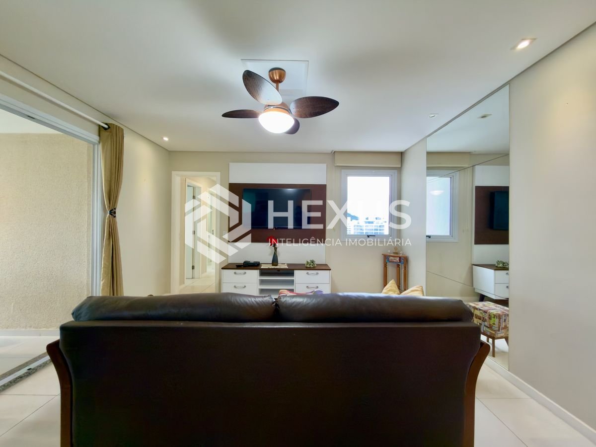 Foto 4 de Apartamento reformado com varanda gourmet vista mar e lazer a 150m da praia nas Pitangueiras, Guarujá