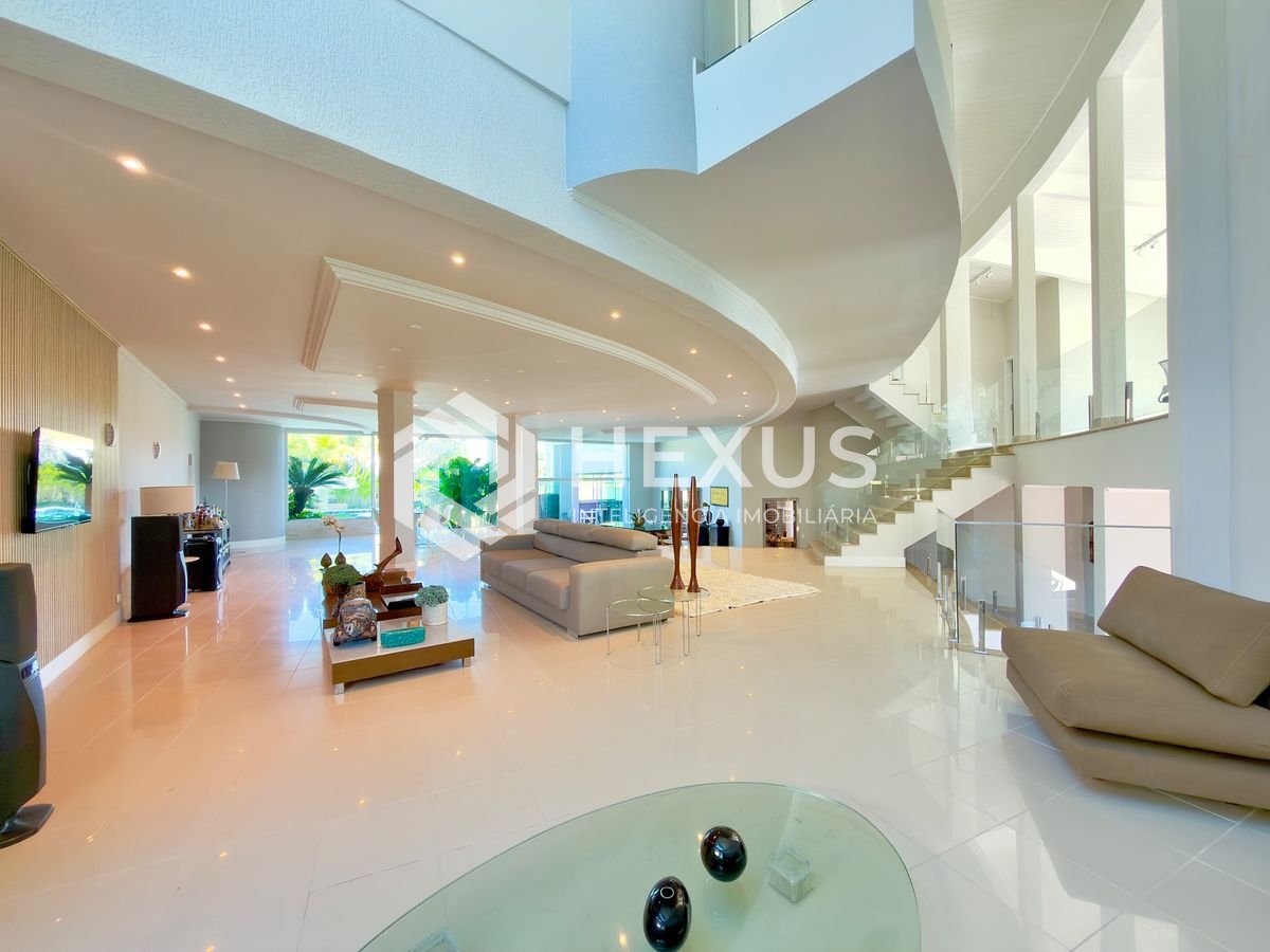 Foto 3 de Casa de alto padrão com piscina e área gourmet no Jardim Acapulco, Guarujá