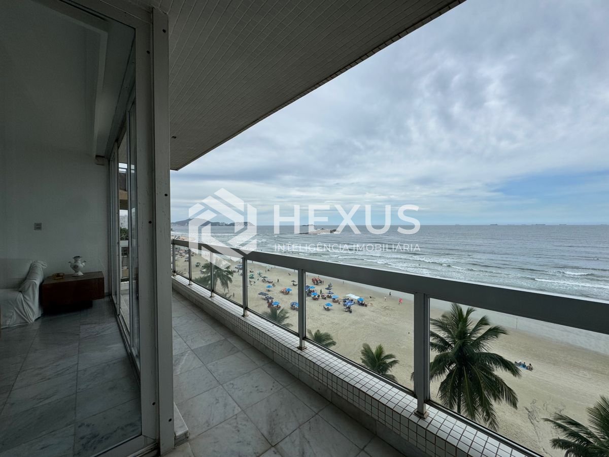 Foto 2 de Apartamento frente mar com varanda vista mar nas Pitangueiras, Guarujá