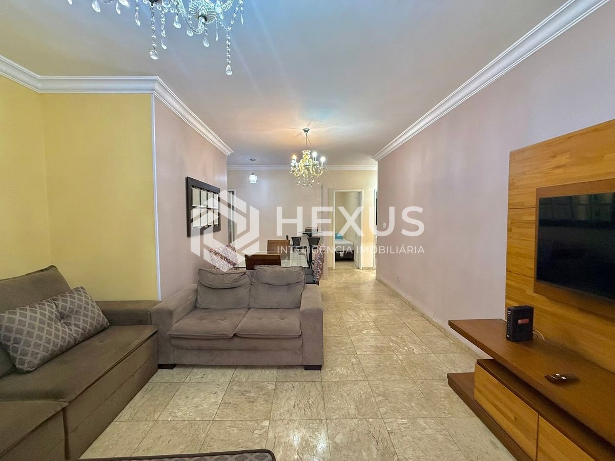 Foto 2 de Apartamento reformado com varanda e lazer a 350m da praia no Tejereba na Enseada, Guarujá
