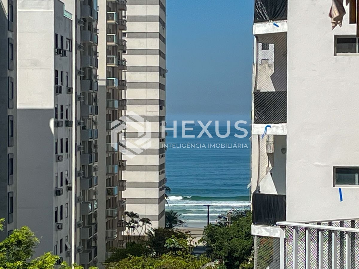 Apartamento em Pitangueiras — foto 1