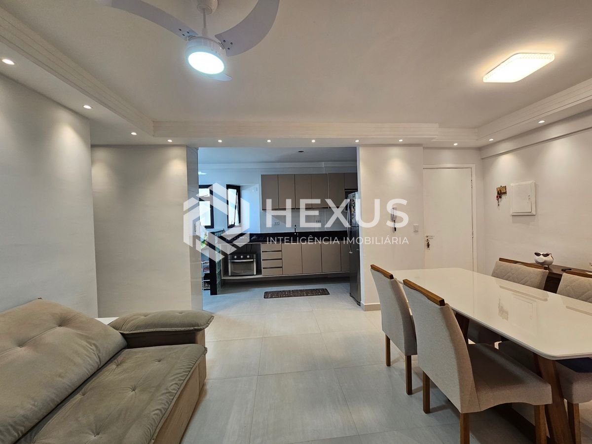 Foto 4 de Apartamento com varanda e lazer a 2 quadras da praia no Tombo, Guarujá