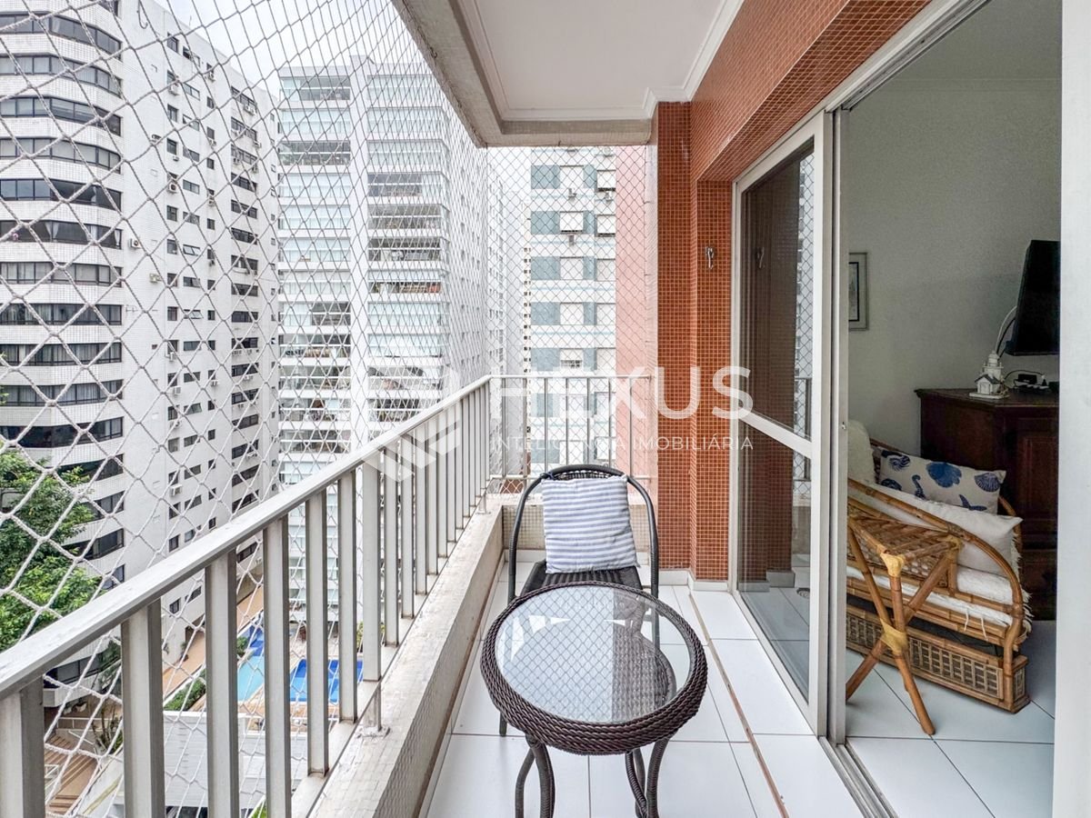 Apartamento em Pitangueiras — foto 2