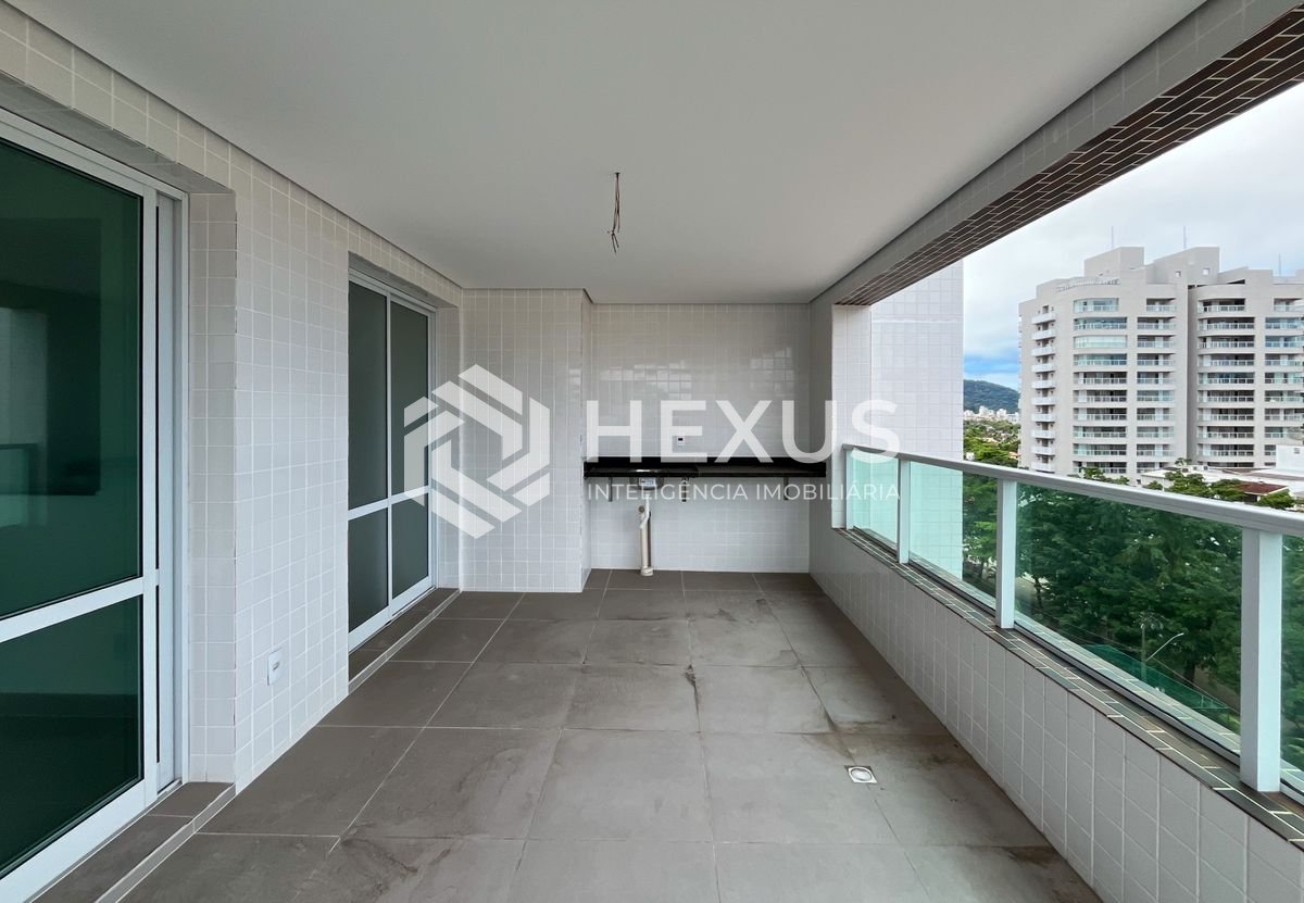 Foto 2 de Apartamento reformado com varanda gourmet vista mar e lazer na Enseada, Guarujá
