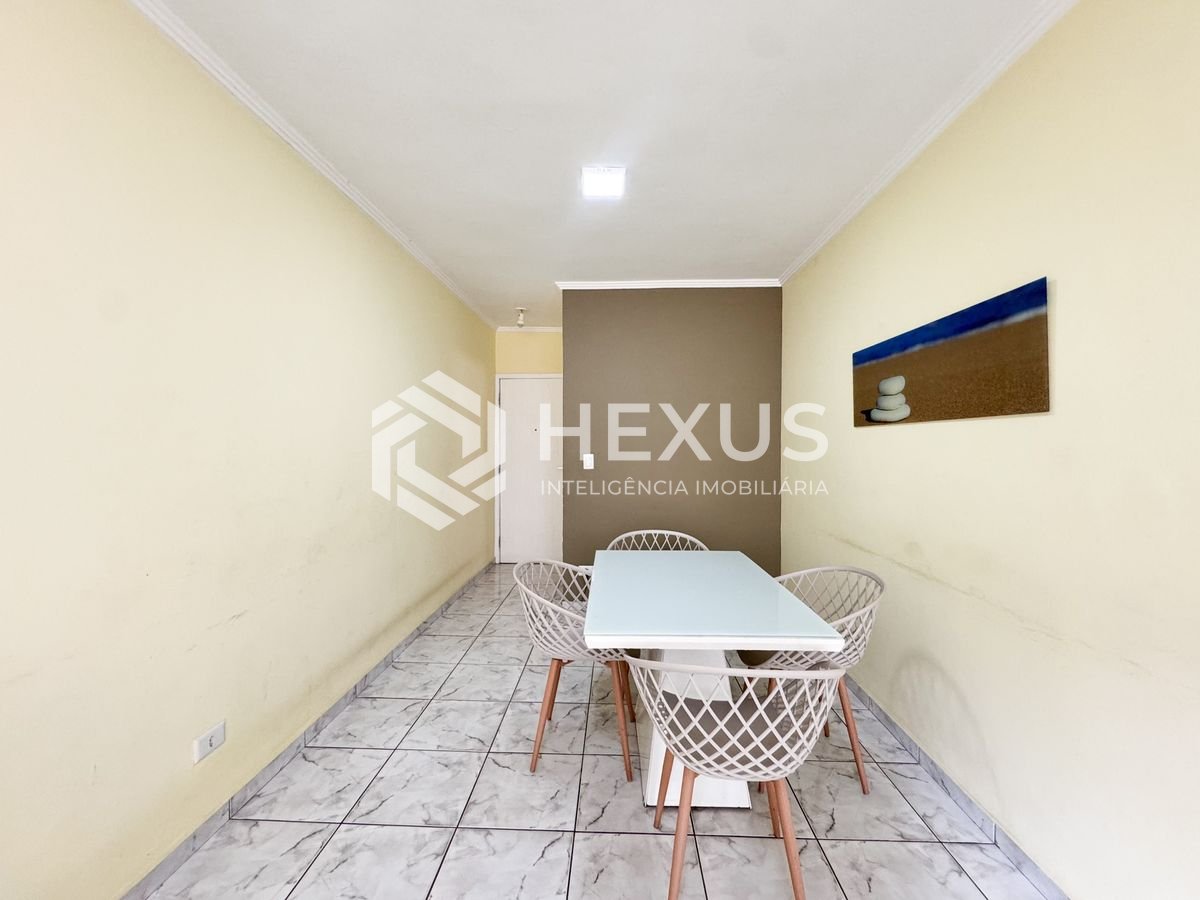 Foto 3 de Apartamento reformado com lazer a 250m da praia na Barra Funda nas Pitangueiras, Guarujá
