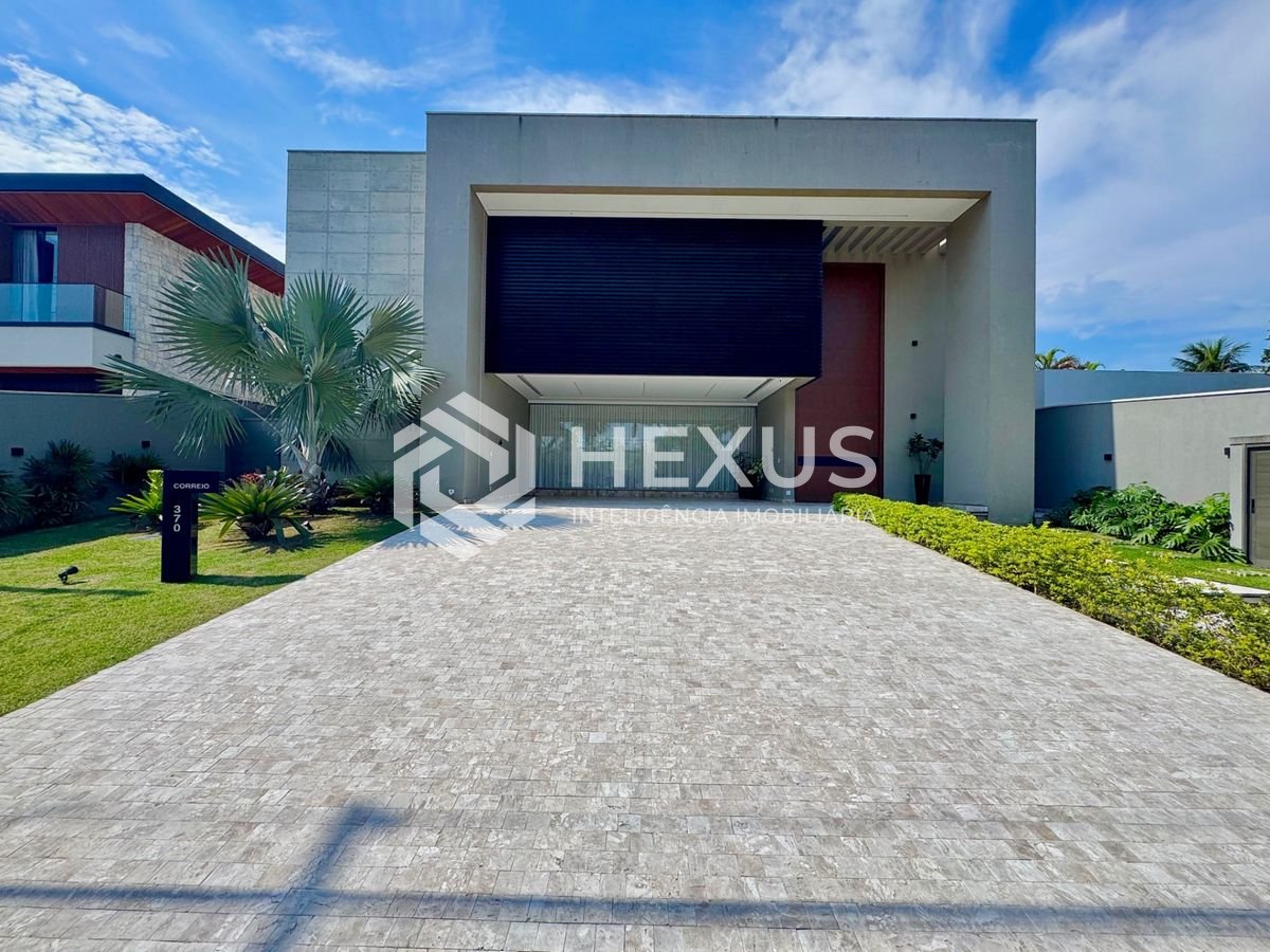 Foto 3 de Casa de alto padrão com varanda área gourmet e piscina no Acapulco, Guarujá