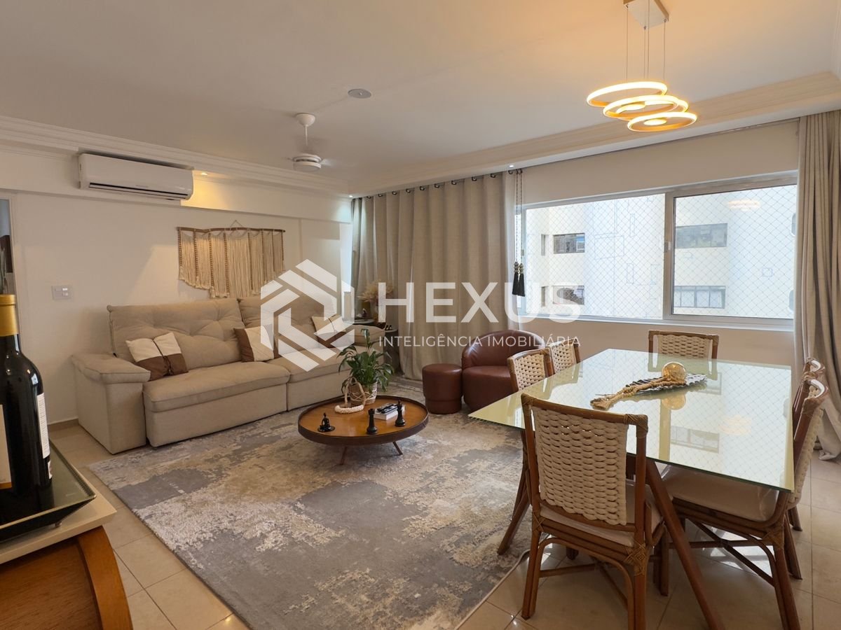 Foto 4 de Apartamento reformado com vista mar e lazer a 100m da praia no Jardim Astúrias, Guarujá