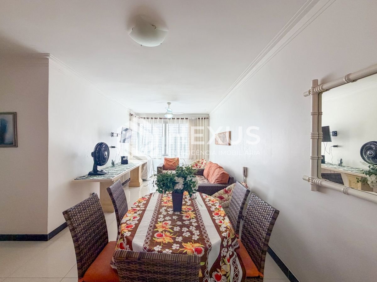 Foto 3 de Apartamento com lazer a 150m da praia na Enseada, Guarujá