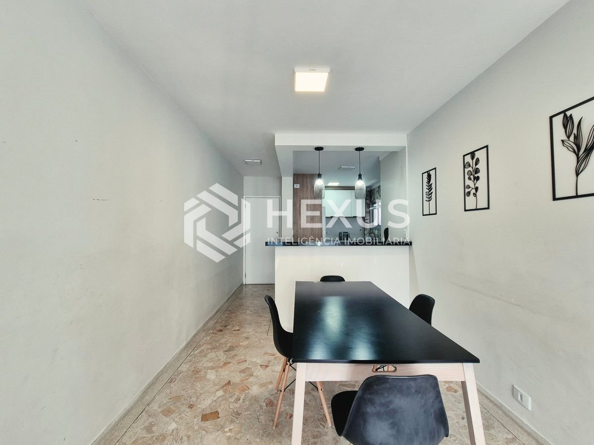 Foto 4 de Apartamento com varanda e lazer nas Pitangueiras, Guarujá